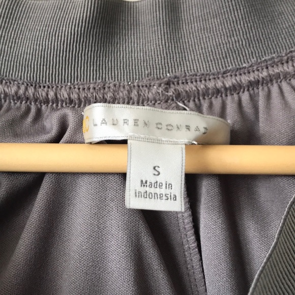 💥SALE💥Lauren Conrad skirt - Picture 3 of 4